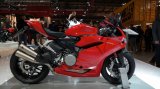 eicma-2015-ducati-959-panigale-sits-between-supersport-and-superbike-beasts-live-photos_29-0645.