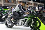 182340-kawasaki-ninja-zx-10r-se-2018-motosaigon-16.